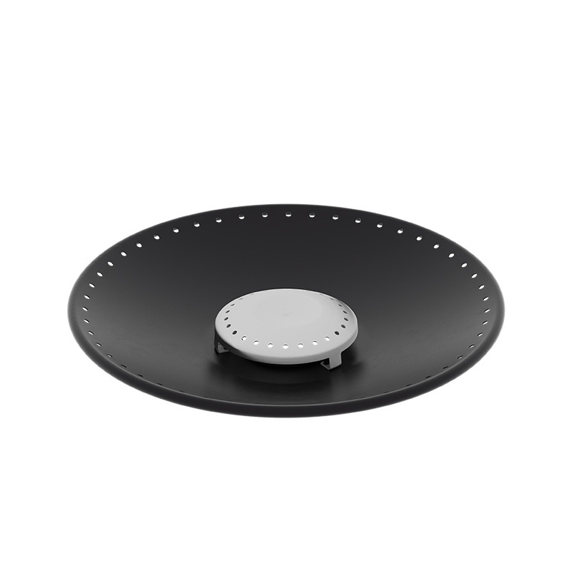 Une vue d'une couverture de brasero circulaire en noir et blanc, avec le cendrier BOWL 57.