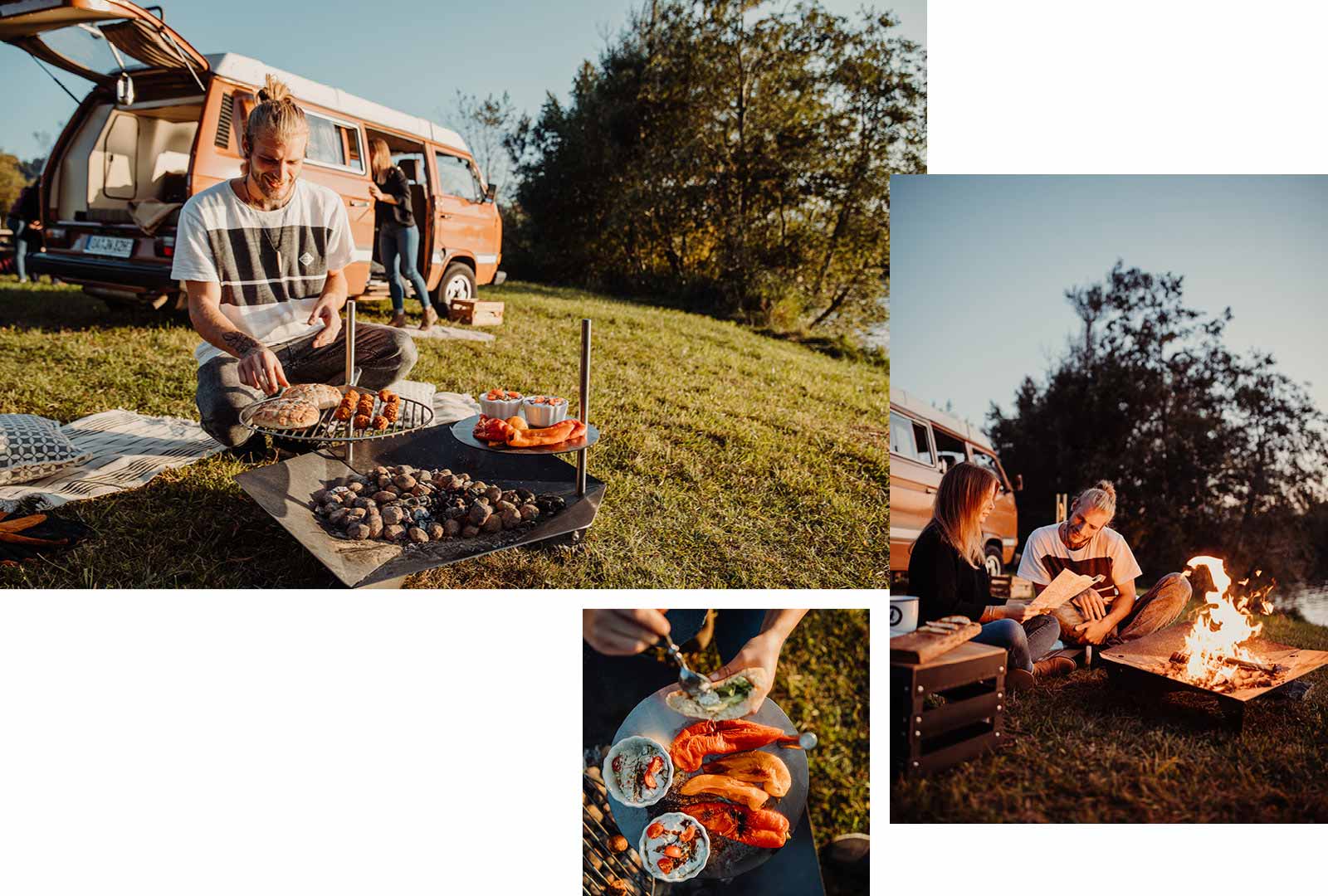 Ein Paar sitzt um einen Wohnwagen herum, im Hintergrund steht ein Wohnmobil.