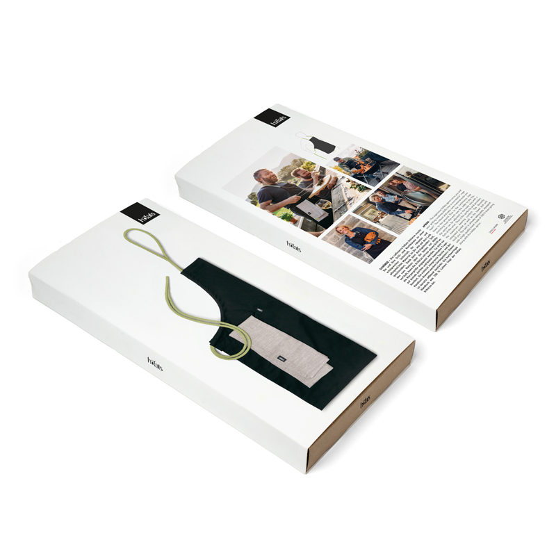 Die Schürzenverpackung ist in einer durchdacht gestalteten Umgebung zu sehen, die Design und Funktion ausbalanciert.