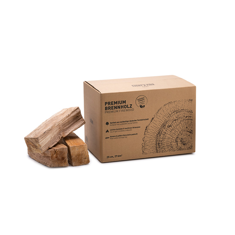 Bois de chauffage de première qualité 12kg Illustré est un tas de bois de chauffage avec du bois de chauffage Premium.