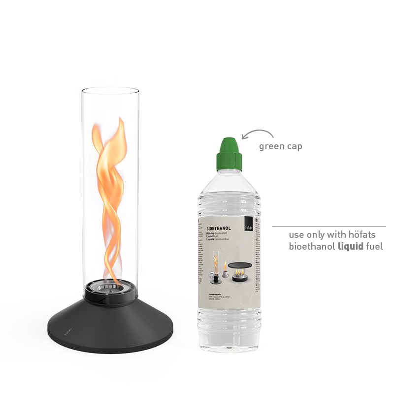 SPIN X 1200 Tabletop Fireplace black SPIN X 1200 Studiobild, daneben Bioethanol flüssig Studiobild