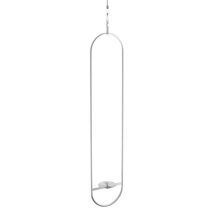 SPIN 1500 Système de Suspension argent Une scène accueillante avec une douche blanche avec une poignée de douche incurvée, mise en valeur par la présence du système de suspension SPIN 1500 (1).