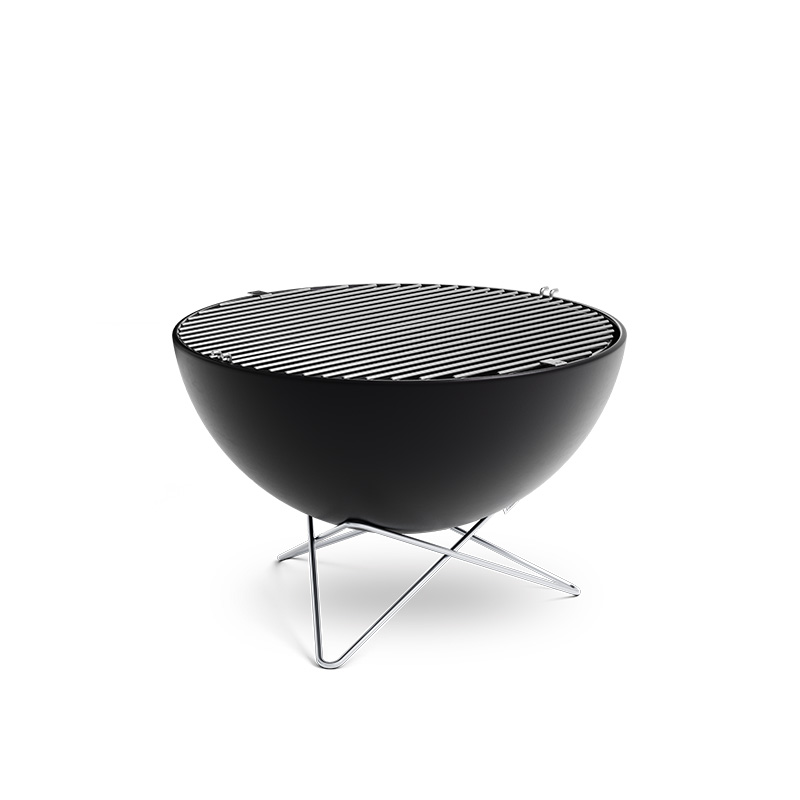 Ici est représenté un barbecue noir avec une Grille de cuisson, avec le BOWL 70 Grille.