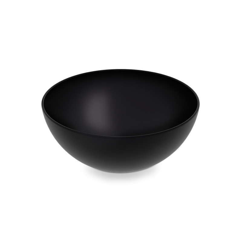 Ein Blick auf eine schwarze Schale auf weißem Hintergrund, mit der BOWL 57 Feuerschale.